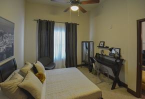 San Antonio apartment for rent - Urban Crest Apartments - San Antonio Luxury