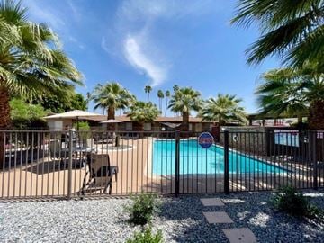 Palm Desert apartment for rent - 74402 Abronia Trail