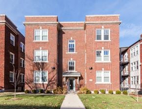 St. Louis apartment for rent - 6677 Washington
