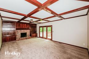 Indianapolis house for rent - 10387 Courageous Drive Indianapolis, IN 46236