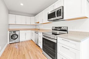 Denver apartment for rent - The Ashton Apartments in Denver, Colorado