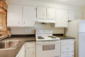 Denver apartment for rent - Logan Court Apartments in Denver, Colorado