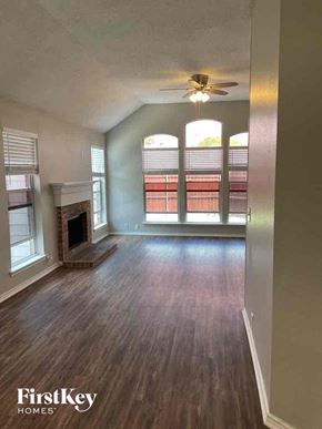 Lewisville house for rent - 1265 Bedford Lane Lewisville, TX 75077