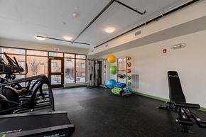 Newton apartment for rent - the gym at the preserve at polk apartments