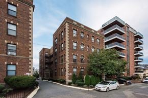 Somerville apartment for rent - Driveway and the Two Apartment Builings