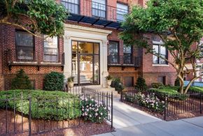 Allston apartment for rent - Entrance Walkway