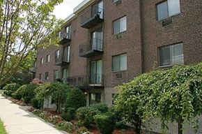 Brighton apartment for rent - Exterior of 116 Tremont