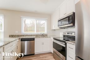 Ballwin house for rent - 427 Holly Terrace Court Ballwin, MO 63011