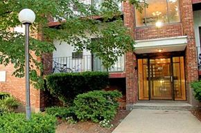 Quincy apartment for rent - Exterior of building