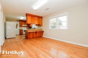 Charleston house for rent - 1448 Manor Boulevard Charleston, SC 29407