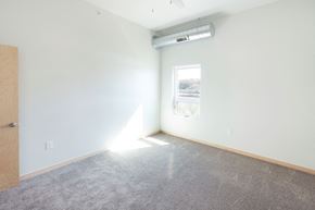 South Sioux City apartment for rent - an empty room with white walls and a window