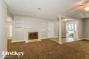 Chesterfield house for rent - 15721 Hill House Road Chesterfield, MO 63017