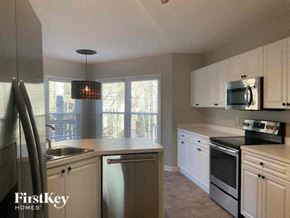 Woodstock house for rent - 1520 Maplewood Court Woodstock, GA 30189