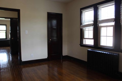 Floor plan for 1 bed, 1 bath, 700 sqft