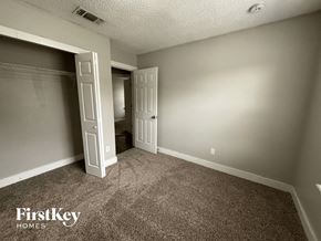 Jacksonville house for rent - 8717 IRONGATE DRIVE JACKSONVILLE, FL 32244