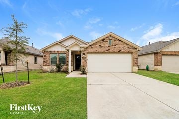 Rosharon house for rent - 723 Norwalk Drive Rosharon, TX 77583