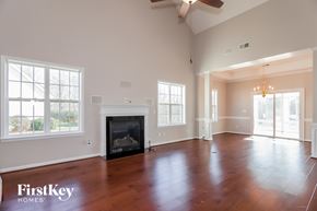 Lewisville house for rent - 5760 Knoll Court Lewisville, NC 27023