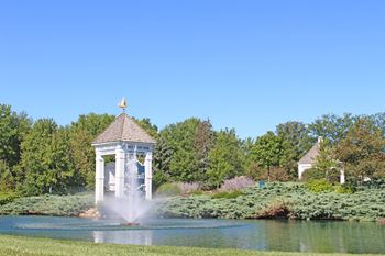 20 Mile stand park with walking & jogging paths