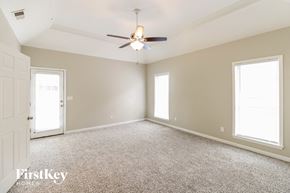 Calera house for rent - 104 Mayfair Lane Calera, AL 35040