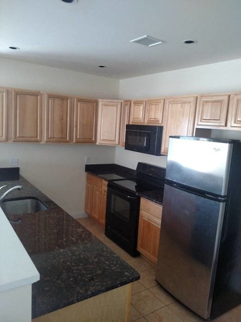 Floor plan for 2 beds, 2 baths, 1100 sqft