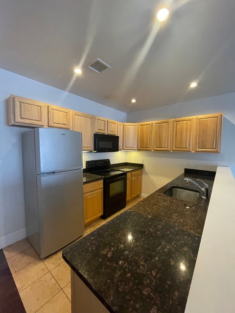 Floor plan for 2 beds, 2 baths, 1150 sqft