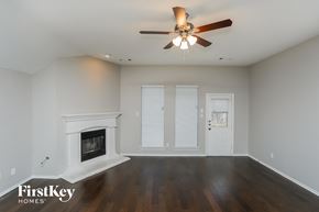Grand Prairie house for rent - 3260 Serpis Grand Prairie, TX 75054