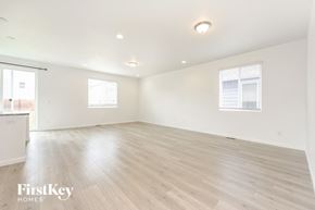Mead house for rent - the living room is spacious and ready to be used as an office
