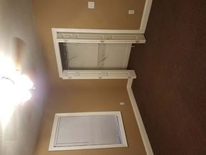 Purvis apartment for rent - a room with an air conditioning unit on the ceiling