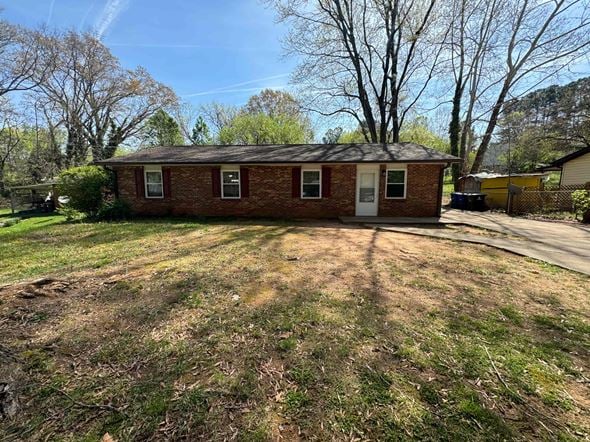 Winston-Salem house for rent - 3055 Apollo Drive Winston Salem, NC 27101