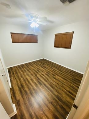 Lafayette house for rent - an empty room with wooden floors and a ceiling fan