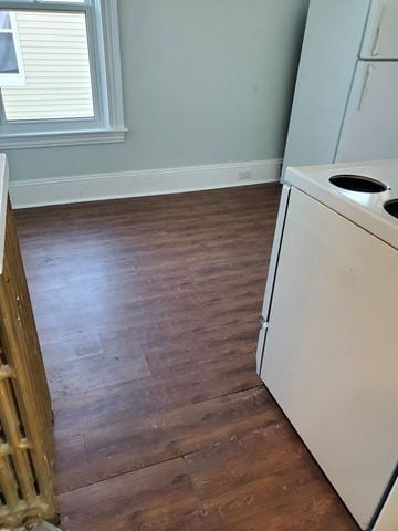 Stellarton apartment for rent - a kitchen with a stove and a wooden floor