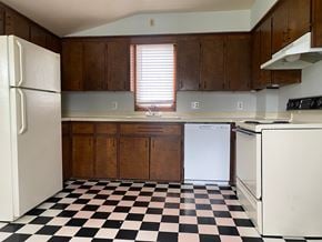 Louisville house for rent - 9500 Edison St NE, Louisville, OH 44641