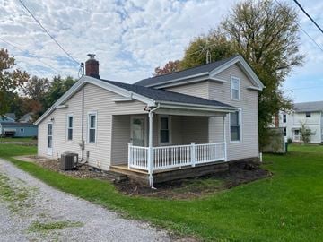 Louisville house for rent - 9500 Edison St NE, Louisville, OH 44641