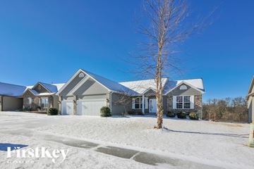 Wentzville house for rent - 221 Lonepine Wentzville, MO 63385