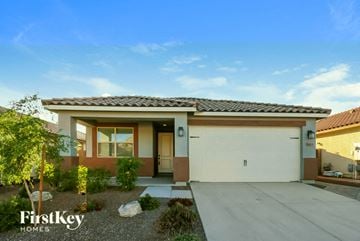 Goodyear house for rent - 8411 S 164TH Drive Goodyear, AZ 85338