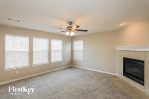 Additional image 2 of 3905 Mantis Street, Fort Worth, TX, 76106