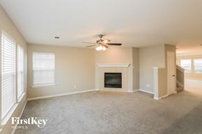Additional image 3 of 3905 Mantis Street, Fort Worth, TX, 76106