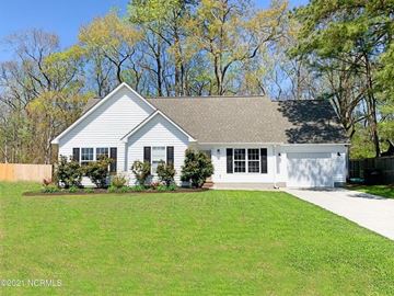 Jacksonville house for rent - a white house with a lawn in front of it