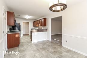 Kernersville house for rent - 4526 Woodway Drive Kernersville, NC 27284