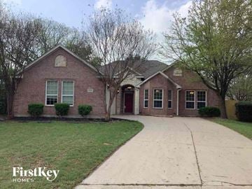 Benbrook house for rent - 5228 Estrella Lane Benbrook, TX 76126