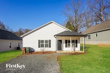 Greensboro house for rent - 4727 Holders Road Greensboro, NC 27405