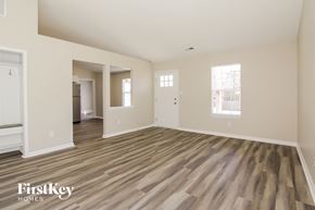 Charlotte house for rent - 712 Pennwood Lane Charlotte, NC 28215