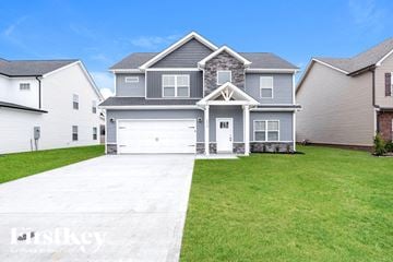 Clarksville house for rent - 1413 Kingbird Drive Clarksville, TN 37040