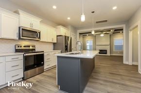 Clarksville house for rent - 1417 Kingbird Drive Clarksville, TN 37040