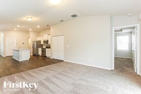 Jacksonville house for rent - 9023 KIPPER DRIVE JACKSONVILLE, FL 32211