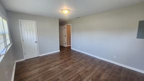 Hueytown house for rent - 1821B 28th Ave N., Bessemer, AL 35023