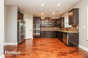 Clarksville house for rent - 1499 Amberley Drive Clarksville, TN 37043