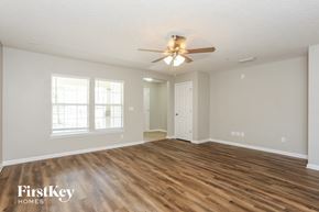Jacksonville house for rent - 348 Candlebark Drive Jacksonville, FL 32225