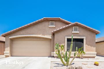 Buckeye house for rent - 23668 W Parkway Drive Buckeye, AZ 85326