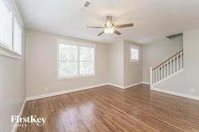 Davidson house for rent - 355 Spring Street Davidson, NC 28036